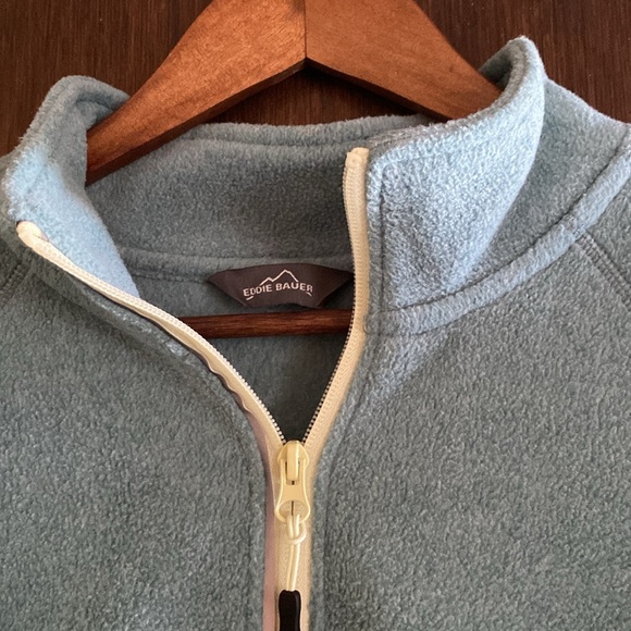 Eddie Bauer Fleece Pullover - Picture 2 of 5